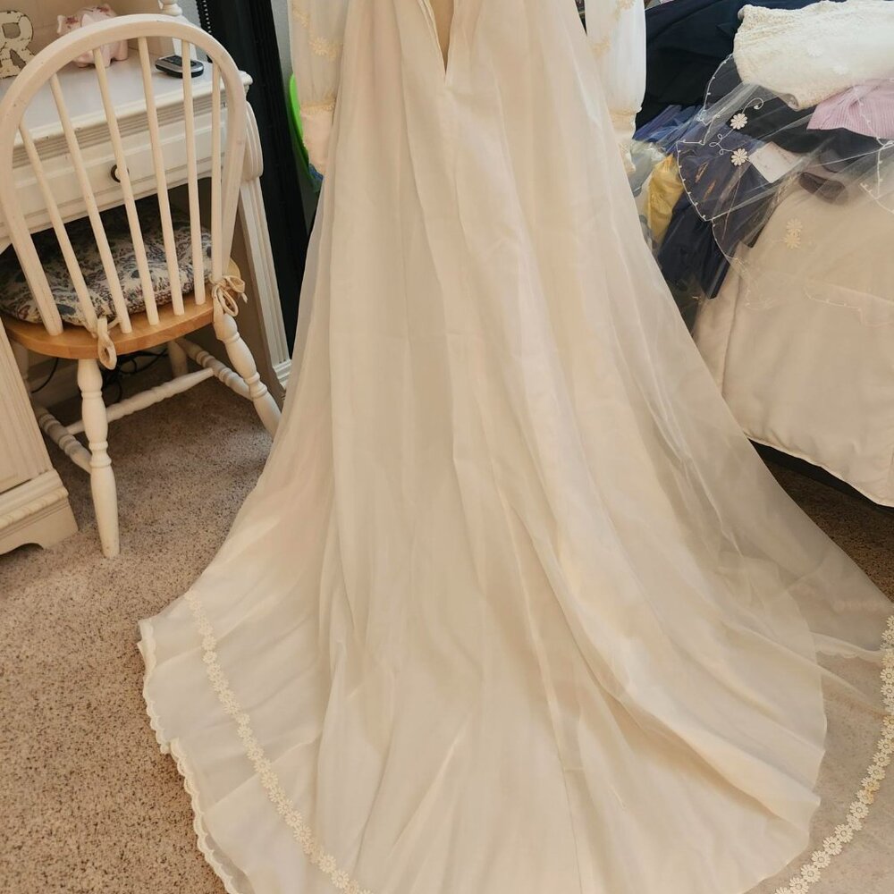 1977 VINTAGE WEDDING DRESS - Picture 11 of 15